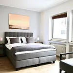 Arthouse Im Pantaleonsviertel ケルン