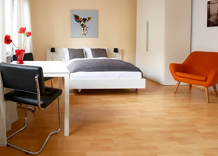 Arthouse Im Pantaleonsviertel Appartement Keulen