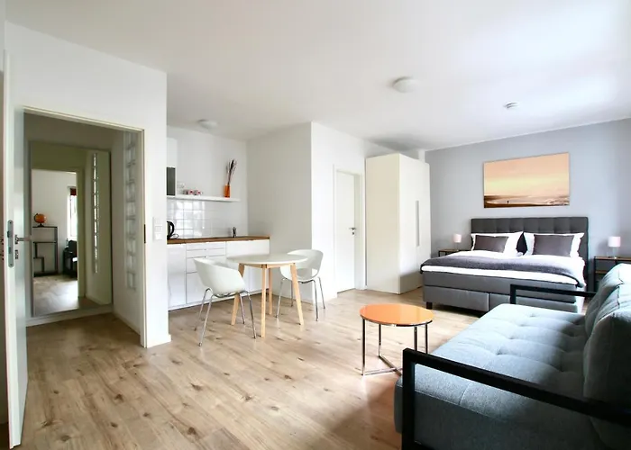 Arthouse Im Pantaleonsviertel * Colonia