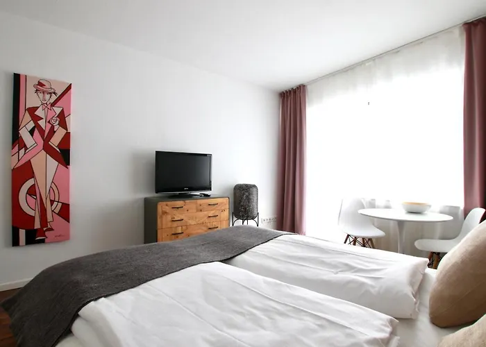 Arthouse Im Pantaleonsviertel Keulen