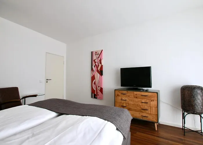 Arthouse Im Pantaleonsviertel Keulen