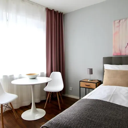 Arthouse Im Pantaleonsviertel Apartment *